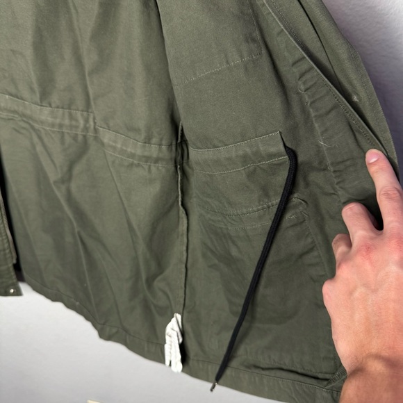 Forever 21 Green Drawstring Utility Jacket size Medium - Picture 4 of 6